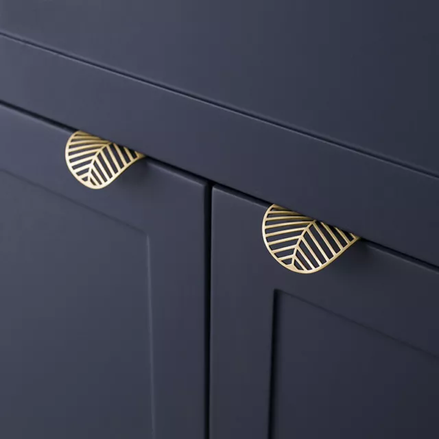 Brass Leaf Wardrobe Door Knob Cupboard Drawer Pull Dresser Wine Cabinet Handle