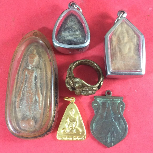 6 Thai Amulet Coins Pendant Magic Talisman Holy Rare Coin Ring Power Protect d7