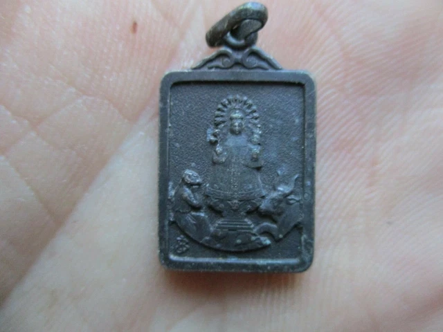 MEDAILLE RELIGIEUSE ANCIENNE. Vierge A L'enfant/Coeur De Jesus. Aluminium. EUR 1,25 - IT