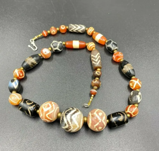 Etch carnelian  and Agate beads Antique Himalayan 5
