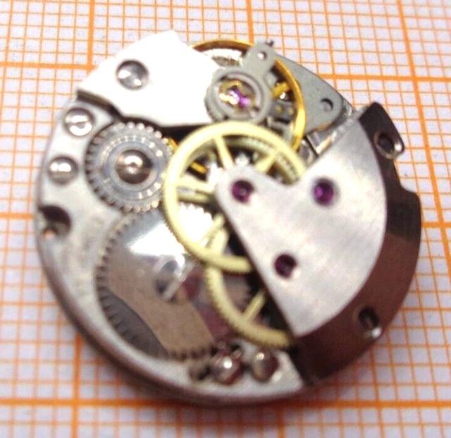 Roue De Mouvement Pour Montre - Référence FEF 6680 - Pièce Générique NEUVE Sans étiquettes