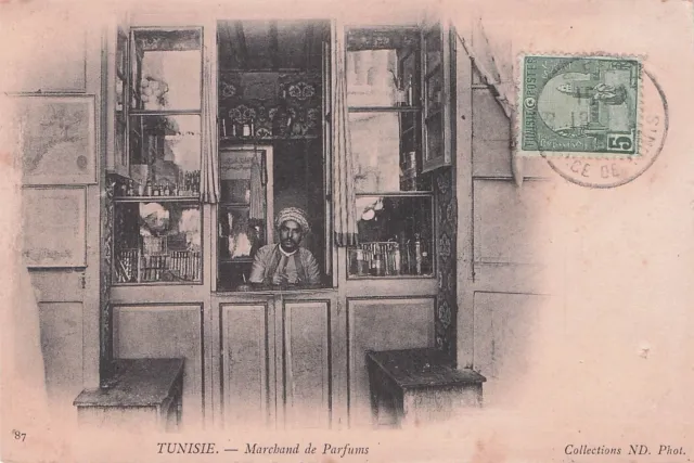 Carte postale ancienne card TUNISIE TUNISIA scènes marchand de parfums timbrée