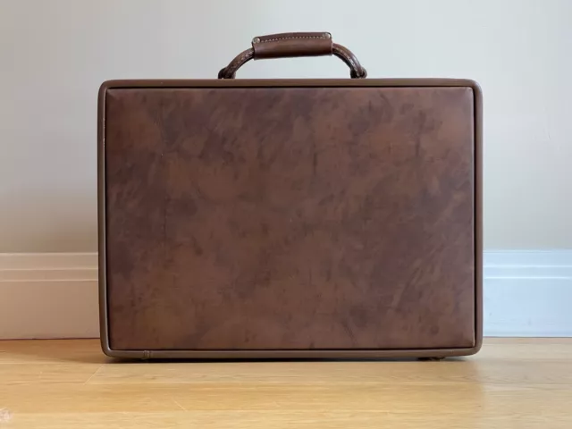 Vintage Hartmann Attache Case, Amazing Condition, With Keys 18.5x13.5x4"