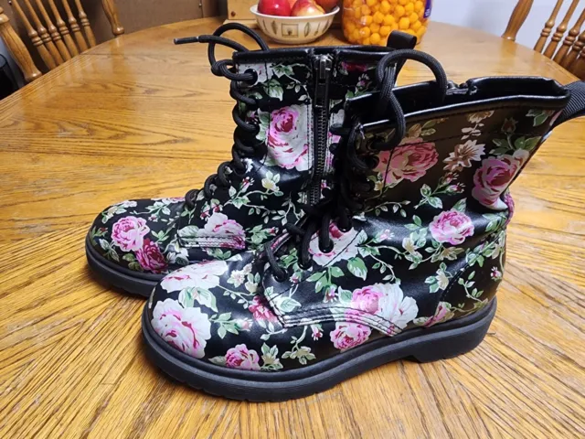 Mossimo Supply Co. Boots Womens Floral Combat Style Lace Up / Zip Up Sz 7.5