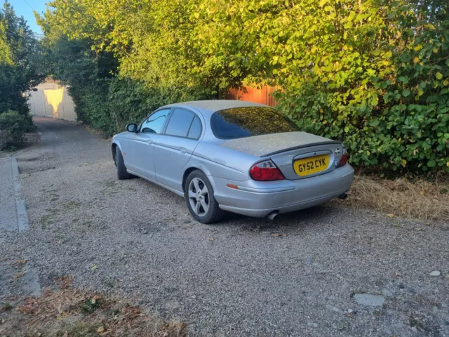 Breaking Jaguar S Type  In Silver All Parts Available (Wheel Nut Only)