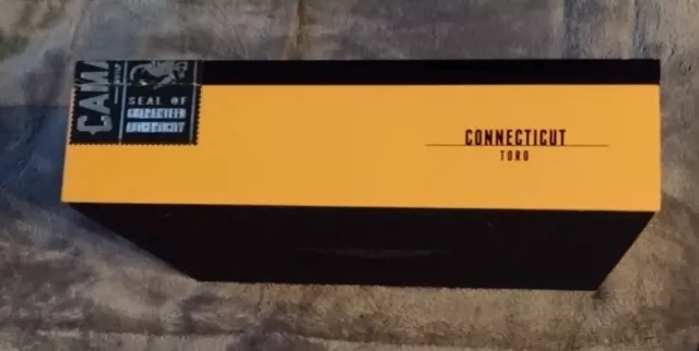 Camacho Connecticut Churchill Wood Wooden Cigar Box Orange Black 2 High Gloss 2