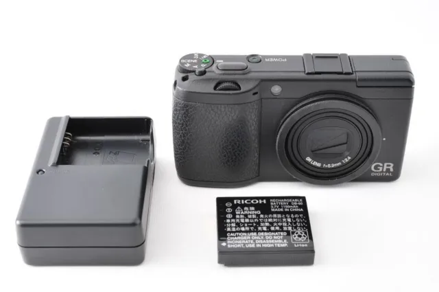 RICOH GR Digital II 10MP Compact Camera Black From JAPAN