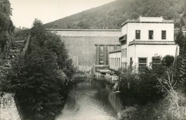 Vallée Sioule Viaduc des Fades Usine et Barrage hydro Electrique