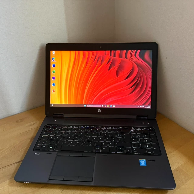 Laptop Cũ HP Zbook 17 G2, Core i7 4810MQ - 8 GB RAM - 256 GB SSD - Màn
