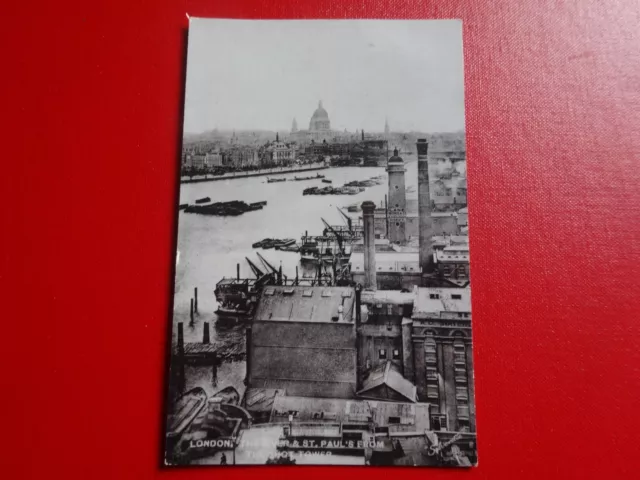 London, der Fluss und St. Pauls vom Shot Tower (tolle Aussicht auf die Docklands)