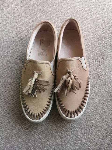 J slides tassel sneakers 2025