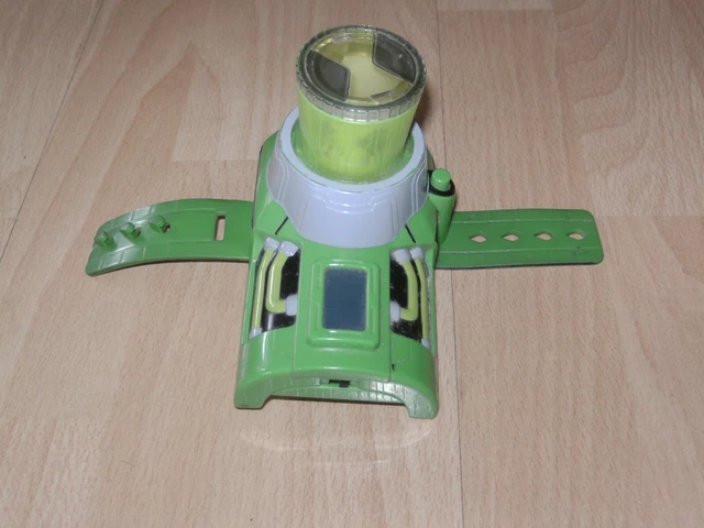 BEN 10 OMNITRIX Ultimatrix Vuescope Pop Up Von 2010 EUR 50 00 
