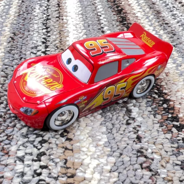 Lightning McQueen - Disney Cars Diecast 1:24 Scale Diecast Model by Jada  Toys