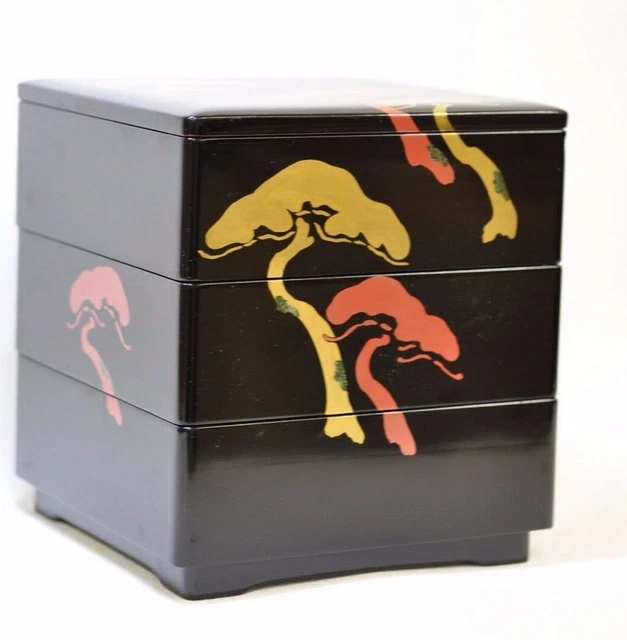 VINTAGE JAPANESE LACQUERWARE “Three Layers Wooden Lunch Box circa 1980s