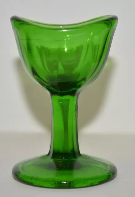 Vintage Antique Green Pedestal Glass Eye Bath (ref: 2)