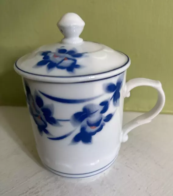 Cheng's White Jade Porcelain Tea Cup Coffee Mug & Lid 11 oz Chinese Blue Floral