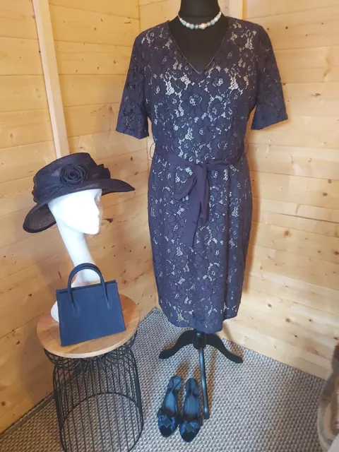 Ladies M&S Nude & Navy Lace Occasion Dress..Size 16..Fab Condition.