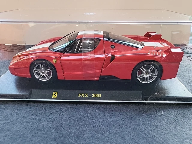 ZF213 MINIATURES DU CHATEAU 1/24 rare Voiture Ferrari 348