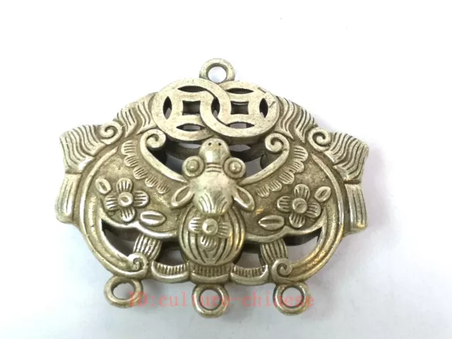 Chinese Tibet Silver Handmade Auspicious Bat Coin Pendant Amulet old Collection