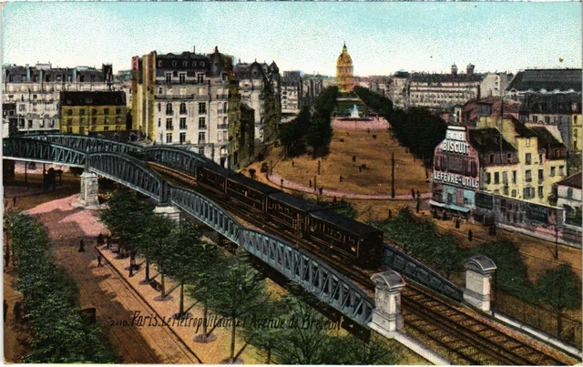 CPA PARIS 7e - Le Métropolitain & l'Avenue de Breteuil (83894)