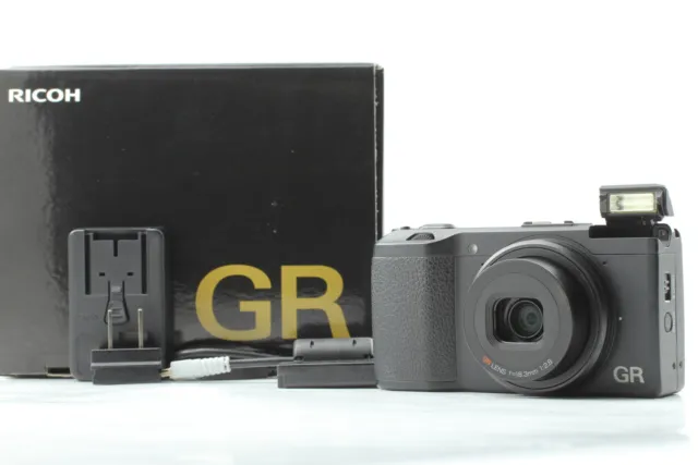 [Near MINT in Box ] RICOH GR 16.2MP Digital Camera Black From JAPAN