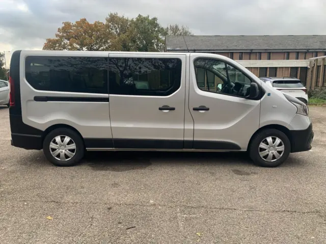 2018 Renault Trafic Ll29 Business Energy Dci Wheelchair Accessible Pts Ambulance