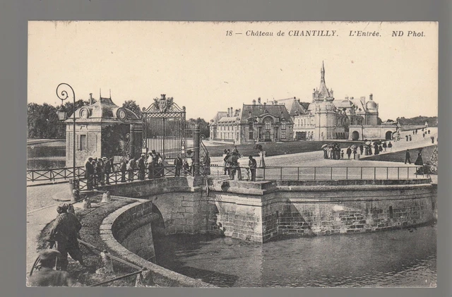 CPA animée - CHATEAU DE CHANTILLY - OISE 60 - non circulée