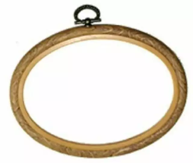 4 x 5.5 inch Oval Plastic Flexi Hoop - Woodgrain Effect