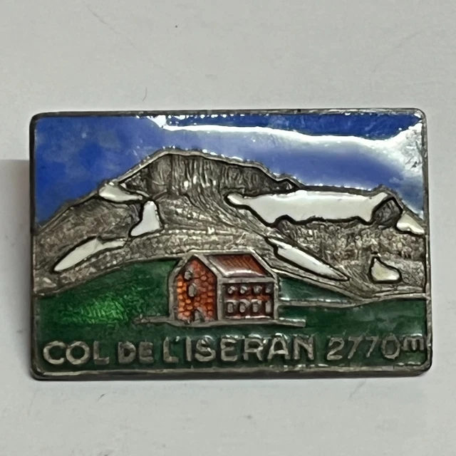Augis Lyon 2770 m Augis Lyon Col de L'iseran Antique Mountain Ski Enamel Badge