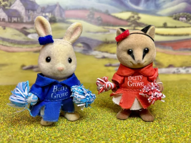 Sylvanian Families Berry Grove Cheerleaders (Complete) & Lollipop Man Bundle