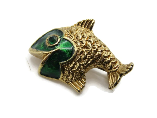 Fish Pin Green Head Vintage & Gold Tone Excellent Fun Design