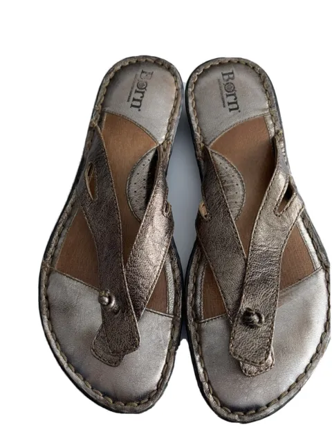 Women's Born Flip Flop Thong Sandals Size 9 Copper Bronze Leather