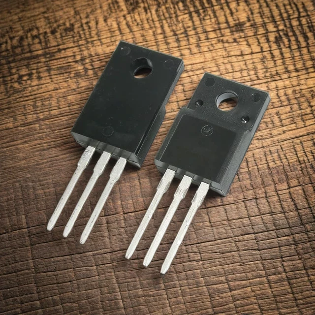 Transistor KT920 B NOS (New Old Stock) - Marque Thomson - État Neuf Ouvert