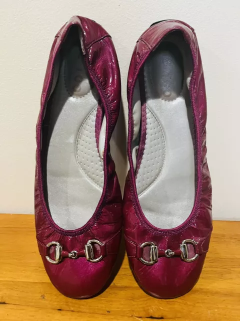 Me Too Womens Legend 2 Ballet Flats Patent Leather Magenta Size 9 M Excellent!