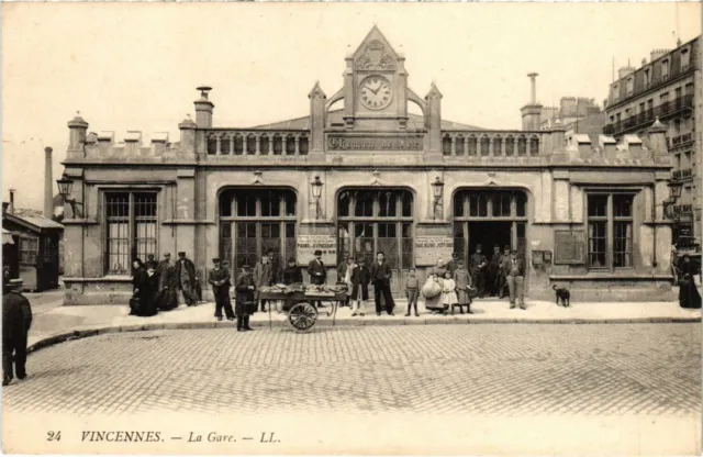 CPA AK Vincennes La Gare FRANCE (1283140)