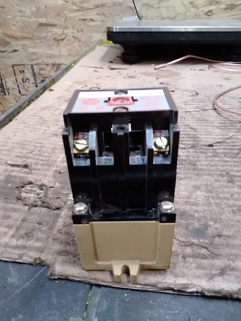 Allen-Bradley Direct Drive Ac Relay 700-Pk200A1