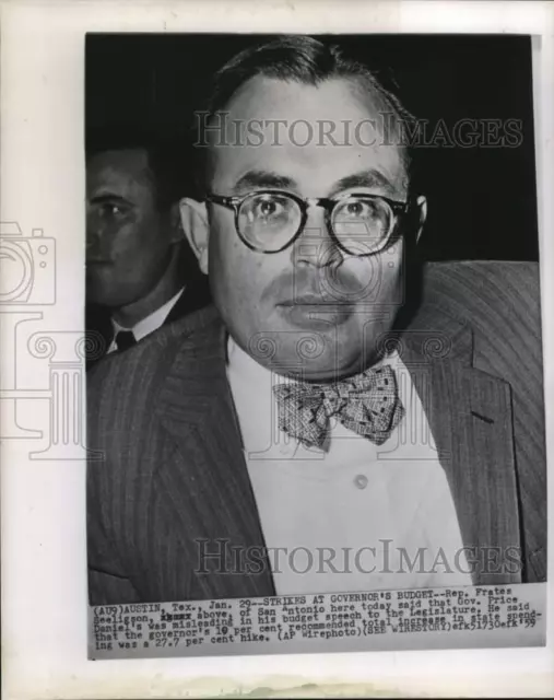 1959 Press Photo Representative Frates Seeligson speaks in Austin, Texas.