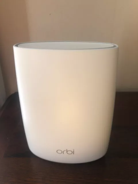 Routeur WiFi Mesh Tri Band + modem 4G LTE haut débit