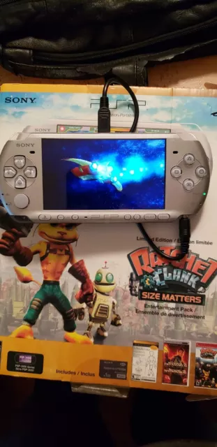 PSP 3000 Limited Edition Ratchet and Clank Entertainment Pack (Silver)