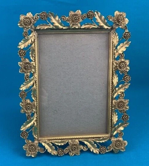 Vintage Matson Ormolu Heavy Gold Frame w/ Flowers & Leaves for a 5"x7 Beautiful