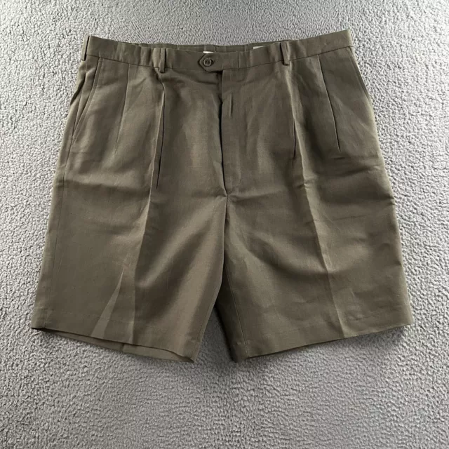 Eddie Bauer Mens Shorts Green Size 44 AKA Pleated USA Made Vintage Linen Blend