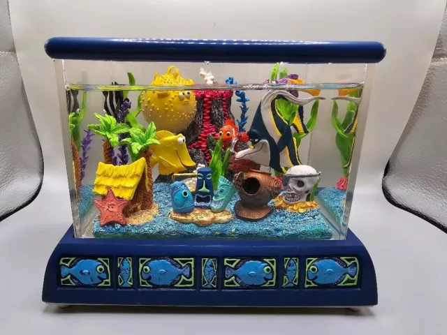 RARE-Disney Snow Globe "Finding Nemo" Aquarium Musical Vintage