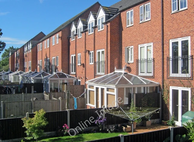 Photo 6x4 Conservatories on Gas Street Stapleford/SK5037 On the west sid c2010