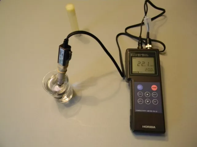 Horiba Conductivity Meter ES-12E and Conductive Cell 3551-10A