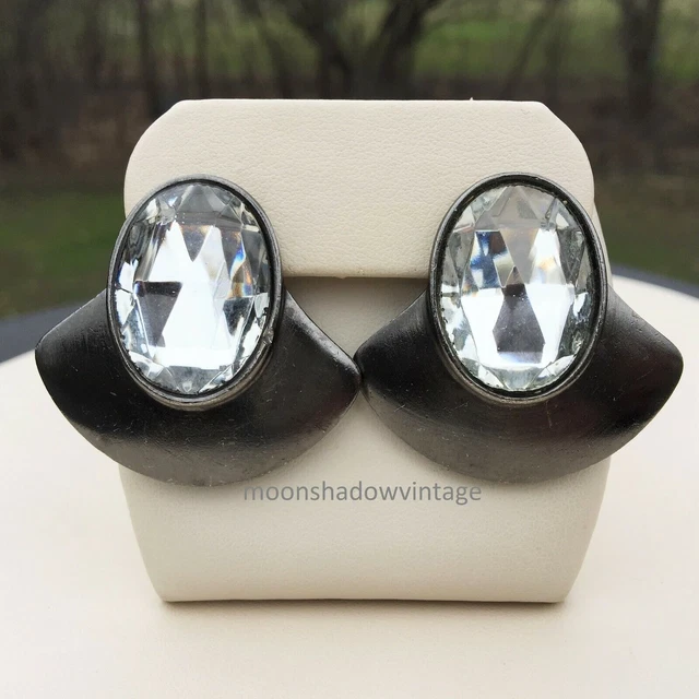 BEN AMUN Modern Fan Style 1.50" Clip Earrings Oval Clear Crystal Gunmetal Gray BEN AMUN Modern Fan Style 1.50" Clip Earrings Oval Clear Crystal Gunmetal Gray