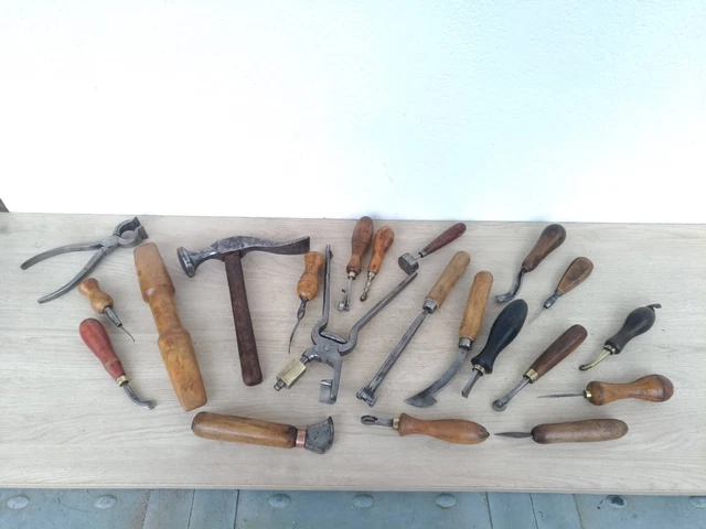 File:Atelier de cordonnier (2).jpg - Wikimedia