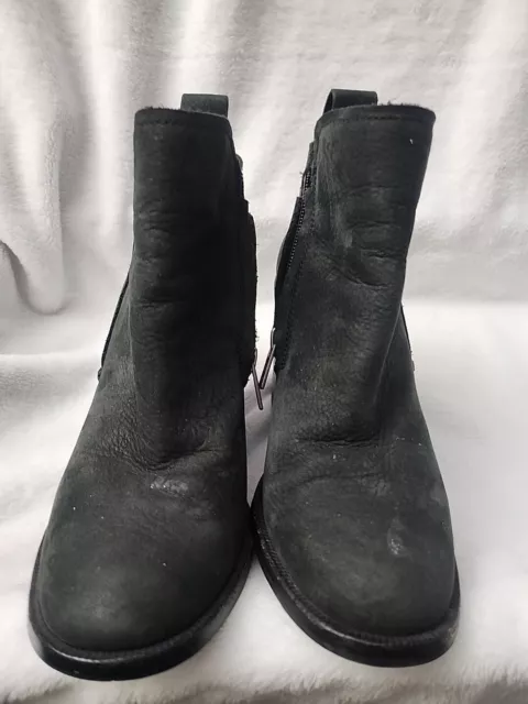 UGG WOMEN’S LEATHER Suede Heeled Boots/Booties Black Side Zip US Size 6 ...