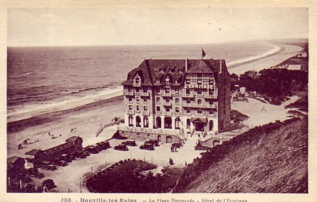 CPA 50 Approx. Granville DONVILLE LES BAINS - HOTEL DE L'ERMITAGE - Normandy beach