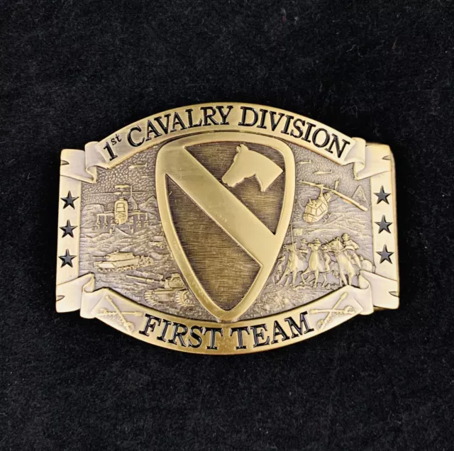 🌟US Army 1st Cavalry Division Americas First Team, Solid Brass Belt Buckle