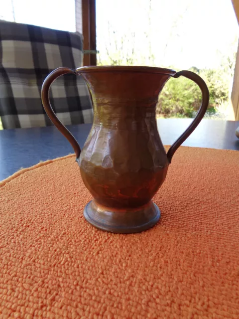 Alte kleine Kupfer - Vase mit zwei Henkeln ca. 12 cm hoch